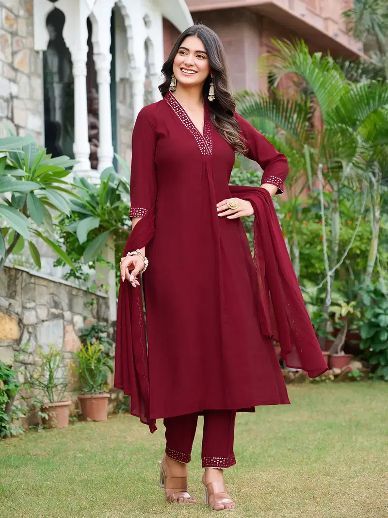 Dhruvi 435 Silk Designer Kurti Pant And Dupatta Collection