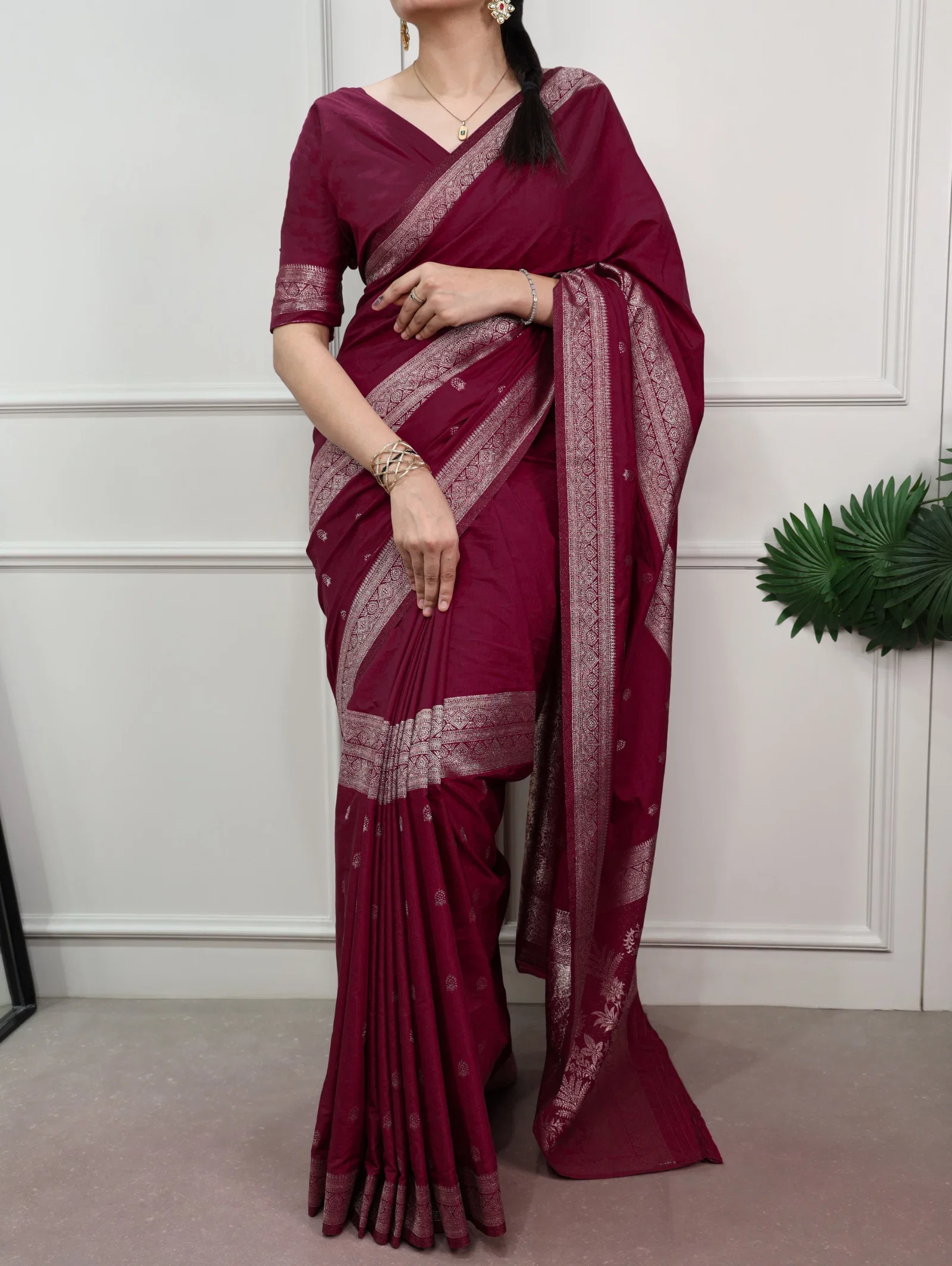 Taraa L 7901 Mysore Crepe Zari Weaving Saree Collection