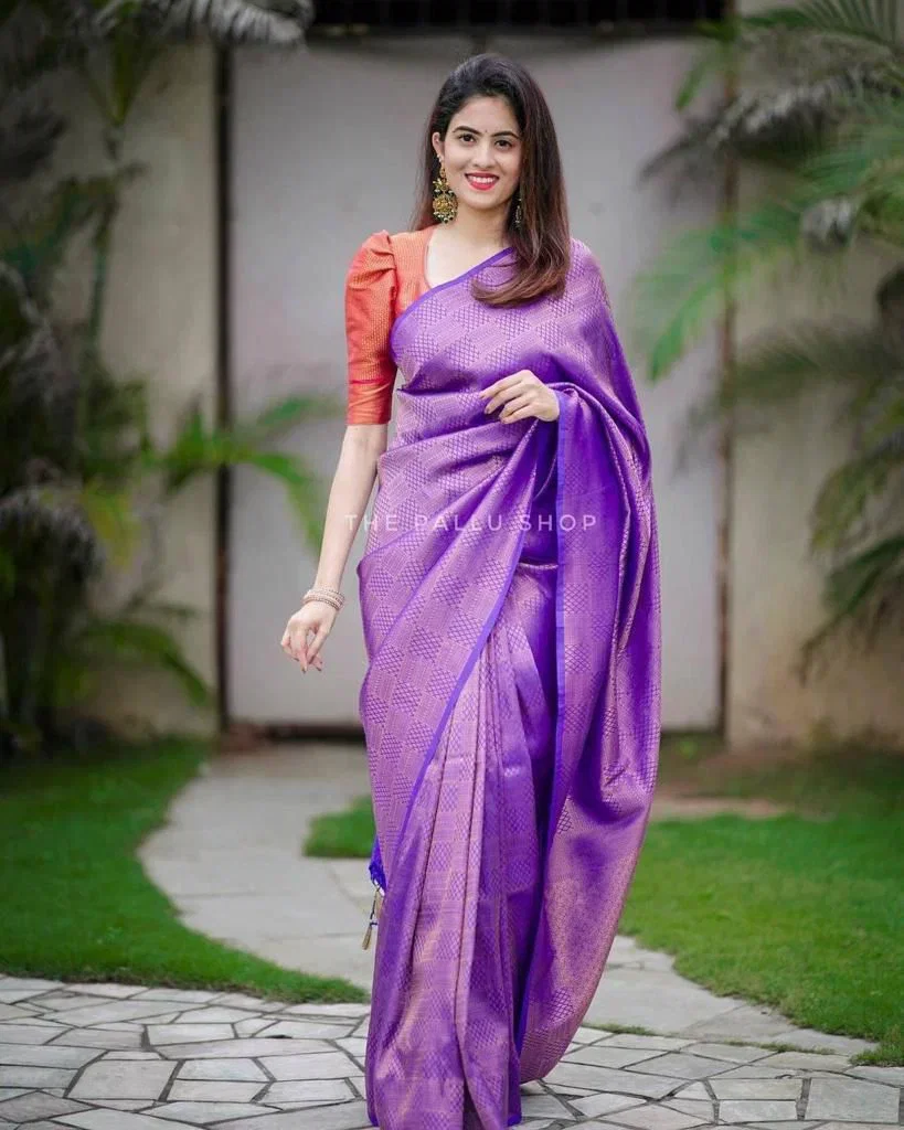 Soft Silk 4099 Lichi Silk With Jacquard Work Saree