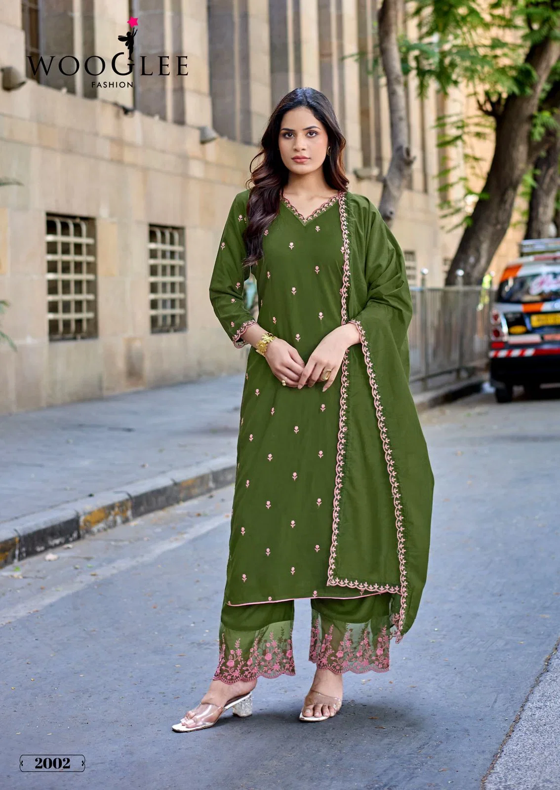 Wooglee Kalavati Rayon Thread Worked Kurti With Bottom Dupatta