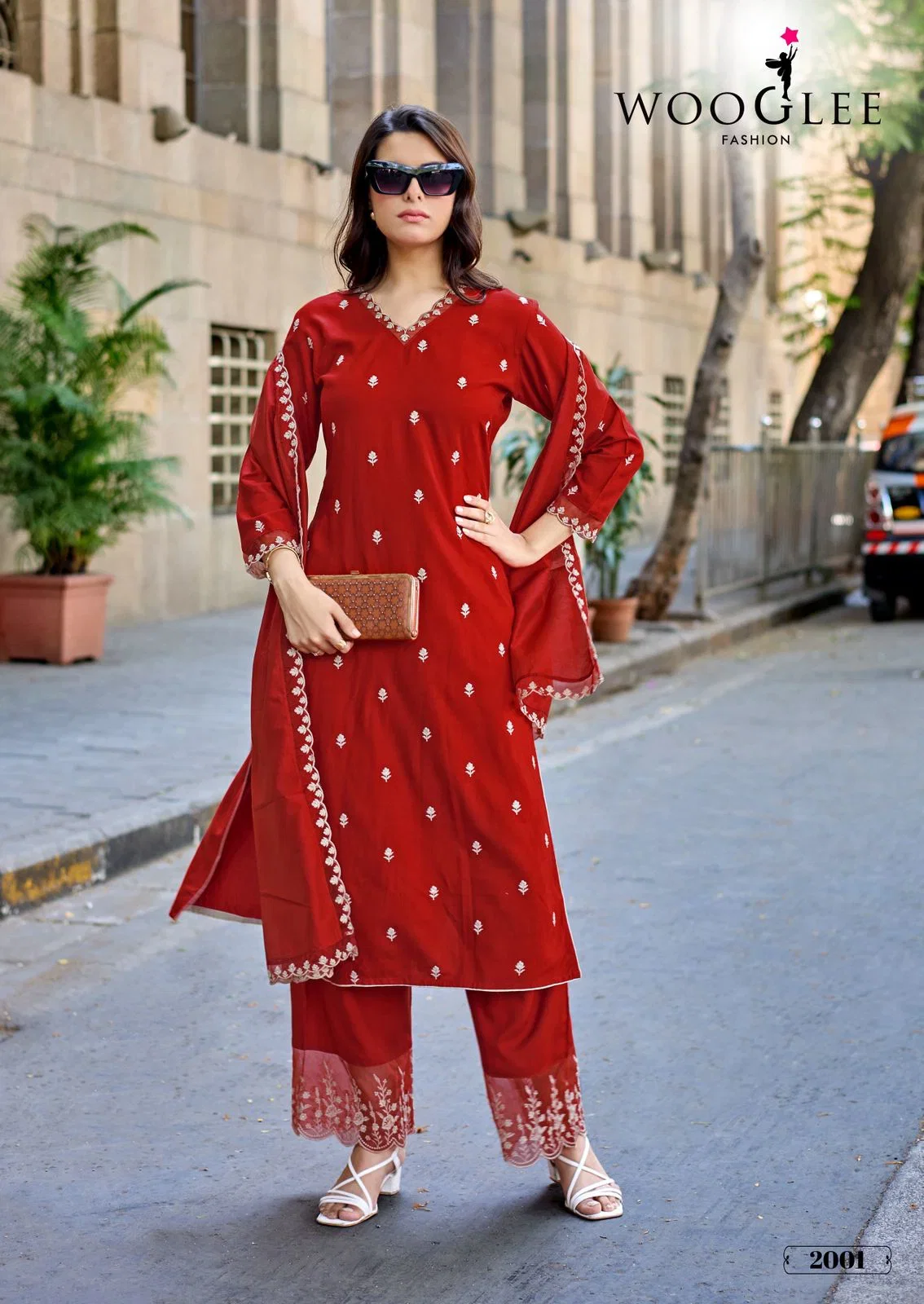 Wooglee Kalavati Rayon Thread Worked Kurti With Bottom Dupatta