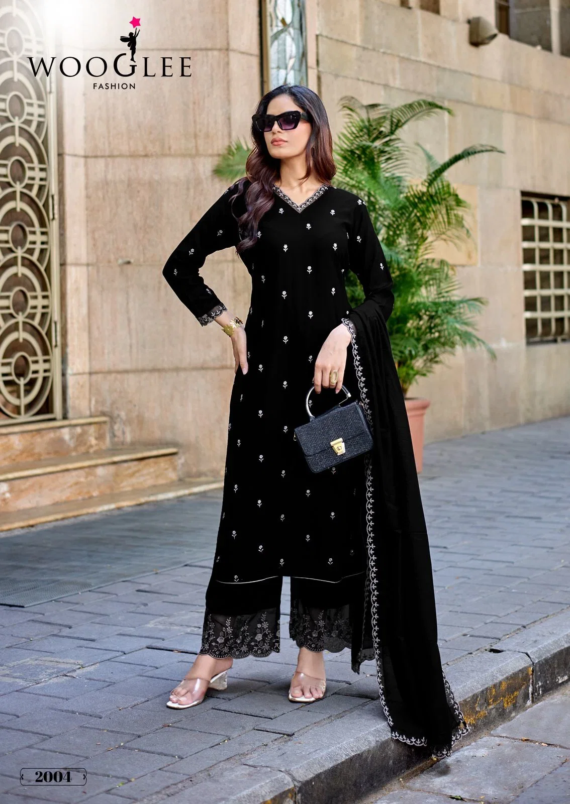 Wooglee Kalavati Rayon Thread Worked Kurti With Bottom Dupatta