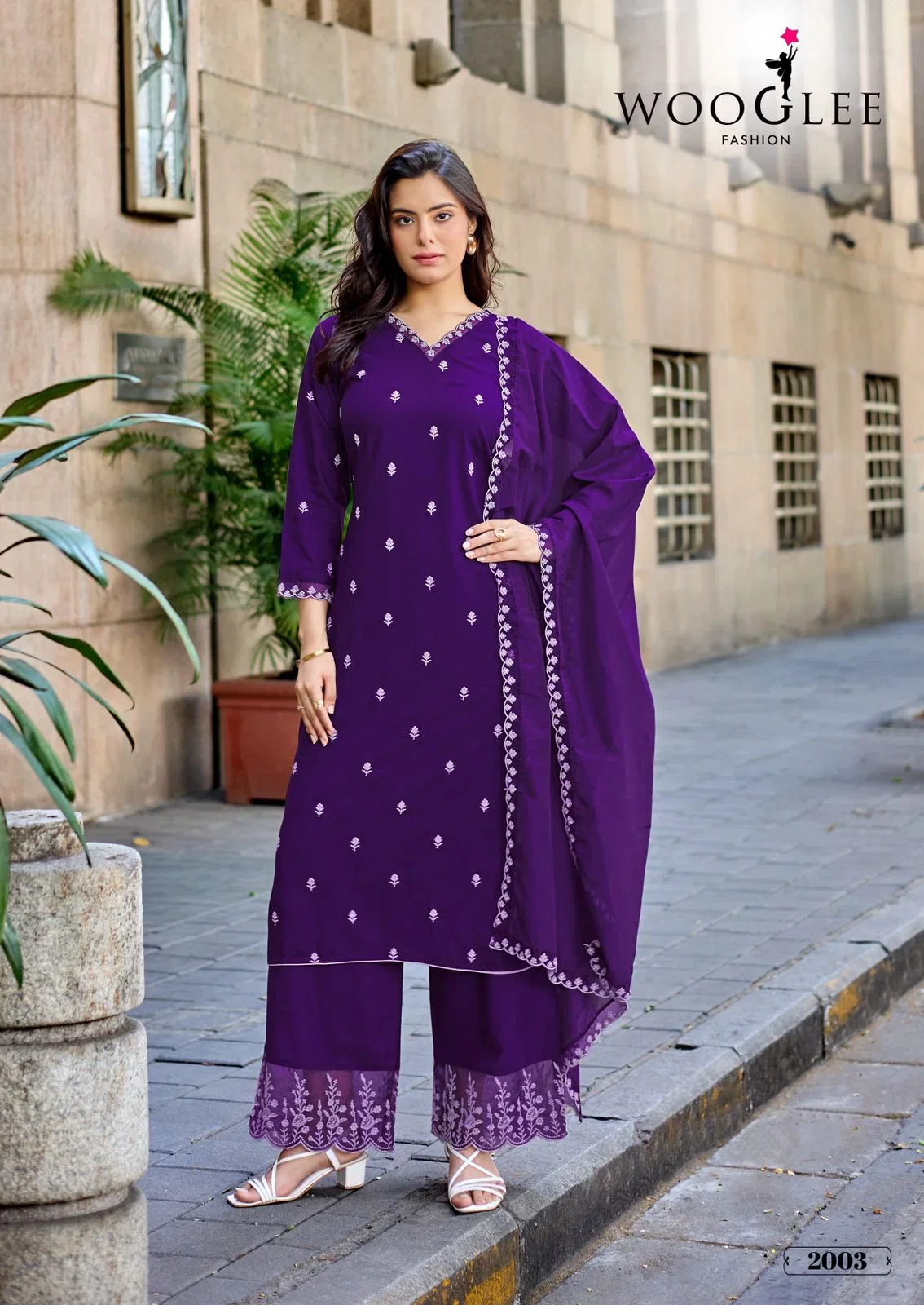 Wooglee Kalavati Rayon Thread Worked Kurti With Bottom Dupatta