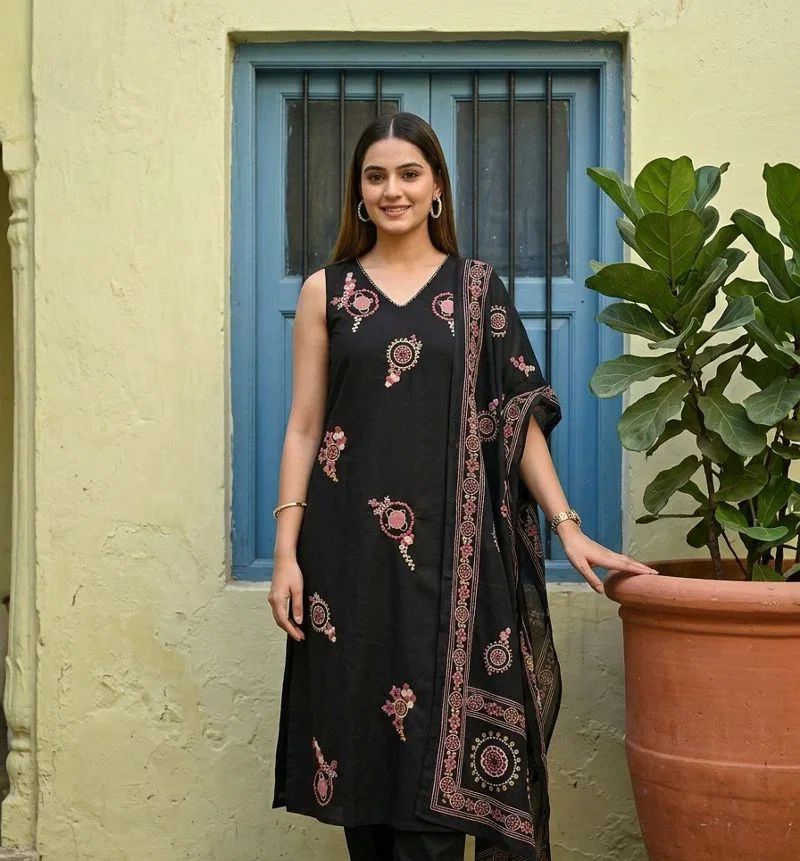 Naisha K 970 Cotton Flex Embroidery Kurti With Bottom Dupatta