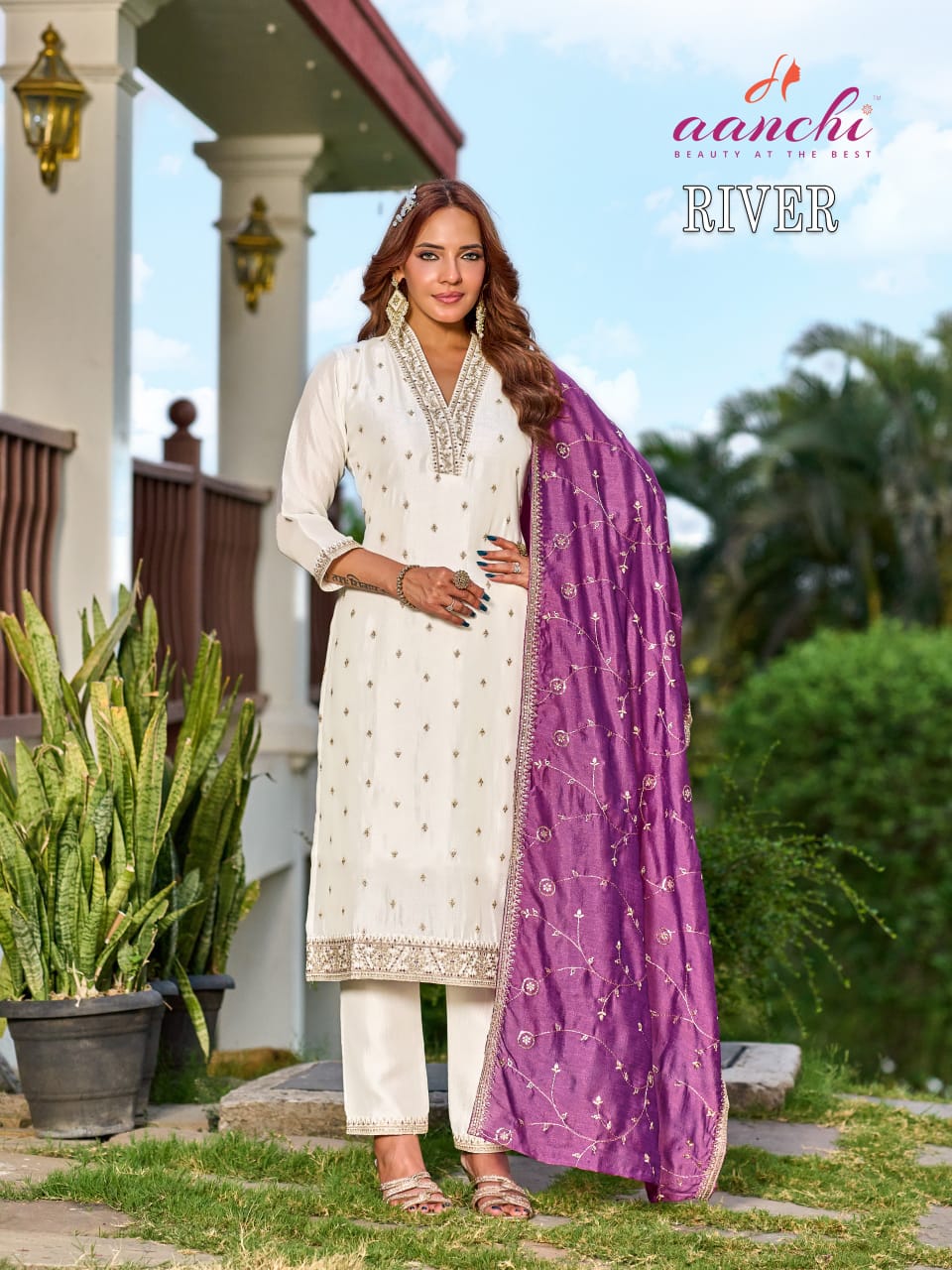 Aanchi River Vichitra Silk Embroidered Kurti With Bottom Dupatta