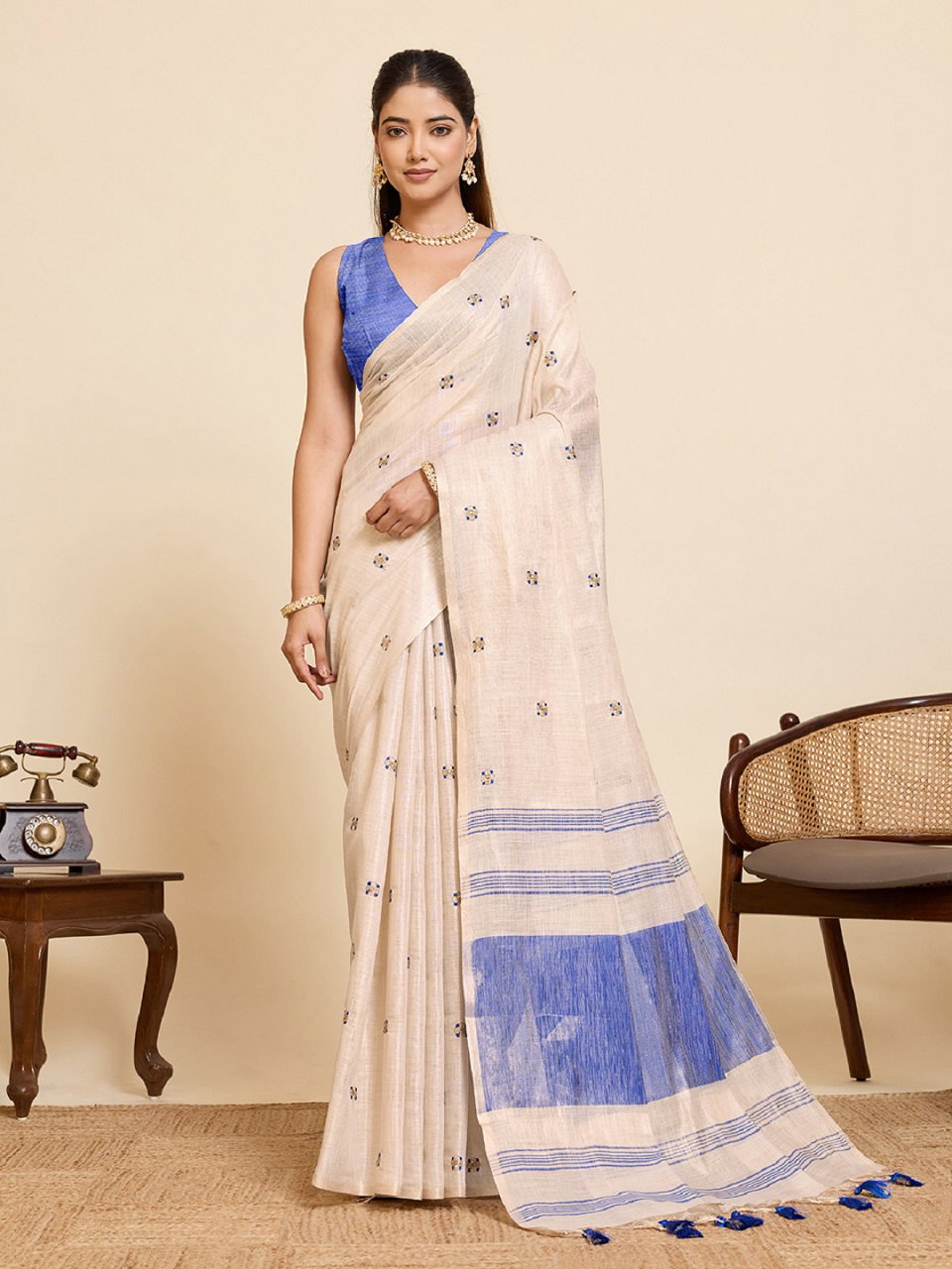 Maahi 223 Party Wear Embroidery Worked Linen Silk Saree with Un Stitched blouse