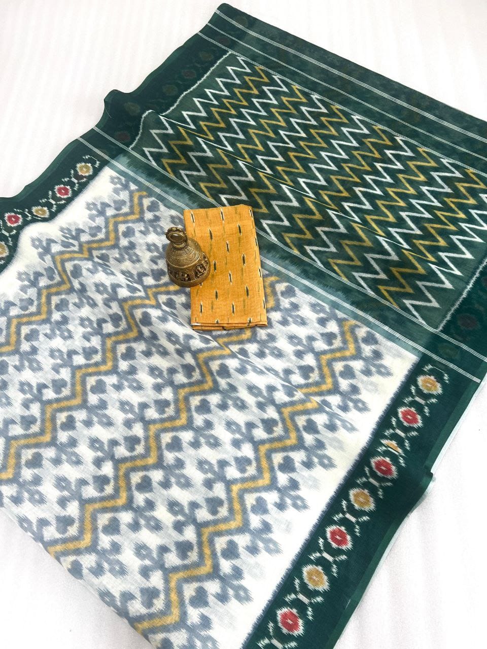 Scmg Ikkat Linen Woven Ikkat Printed Saree Collection