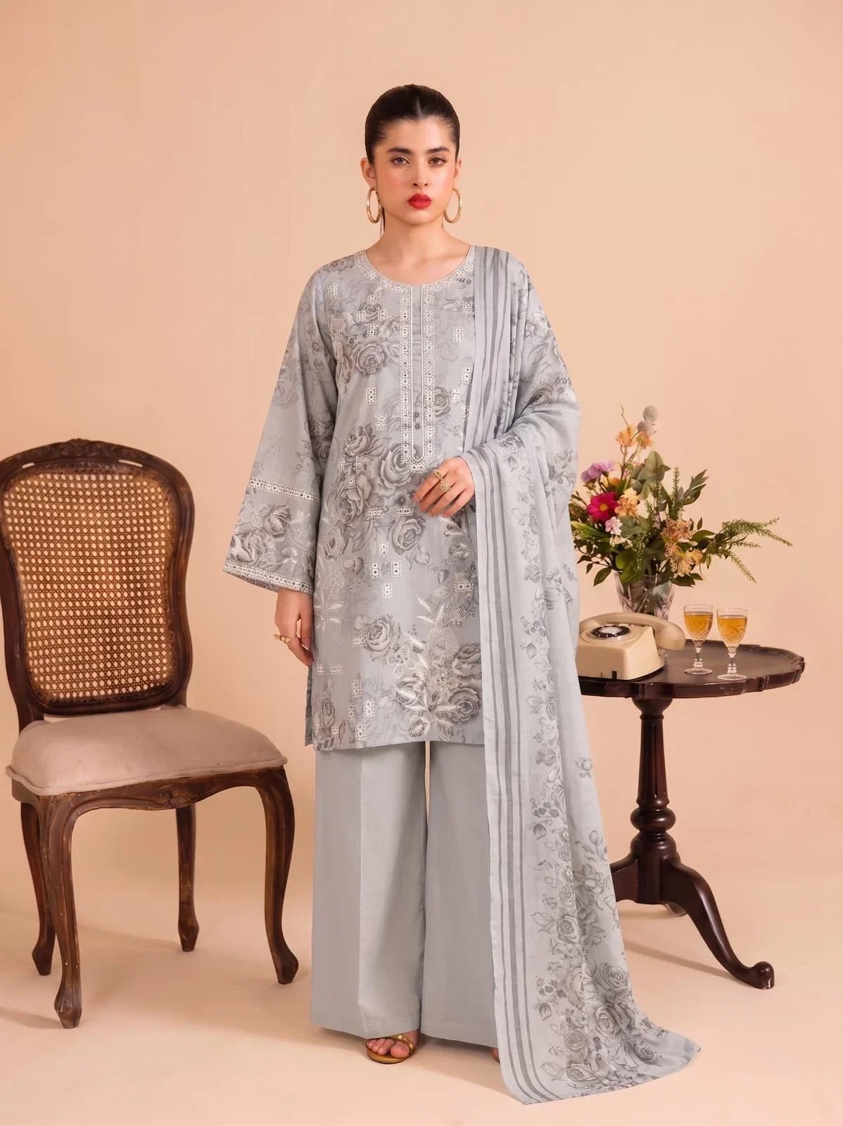 Afsana Shreya Lawn Embroidered Salwar Kameez