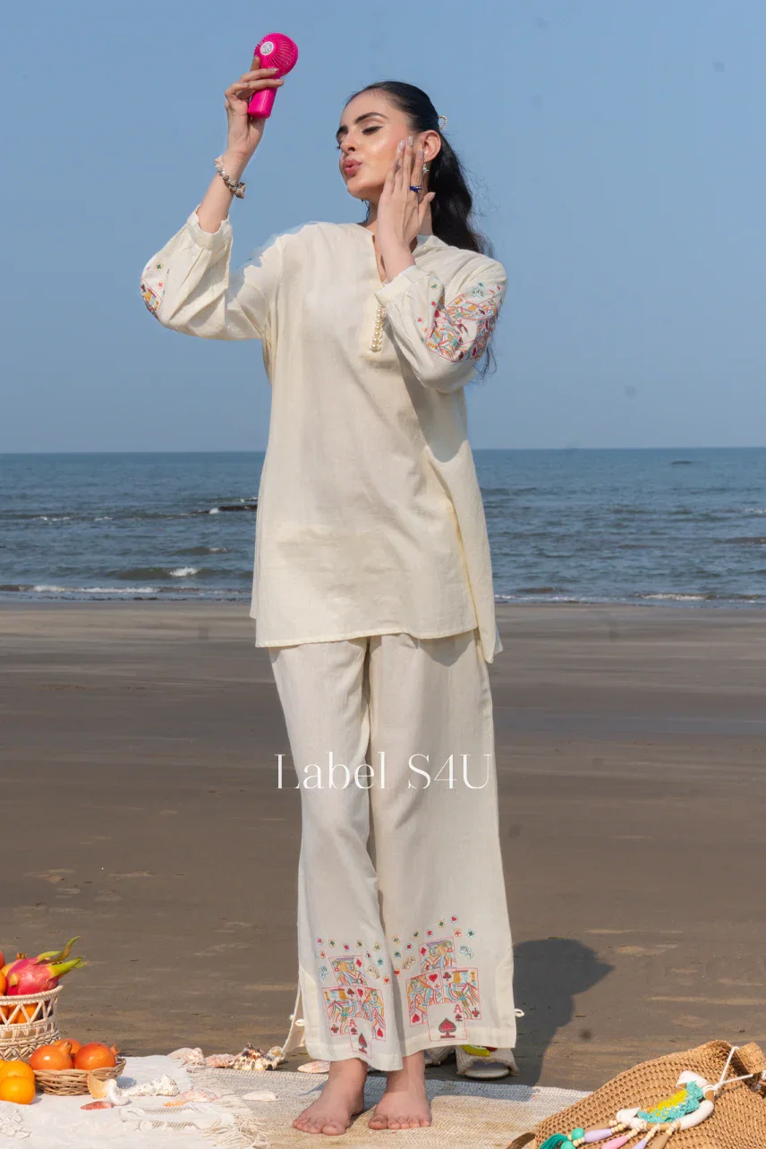 S4U 256403 Cotton Blend floral Hues Embroided Cotton Co Ord Set