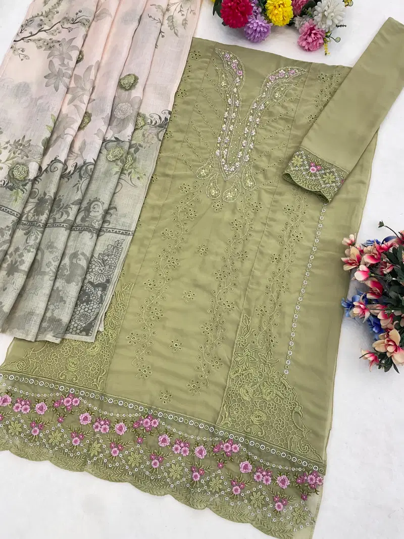 Mah E Rooh 5225 Faux Georgette Embroidered Salwar Kameez
