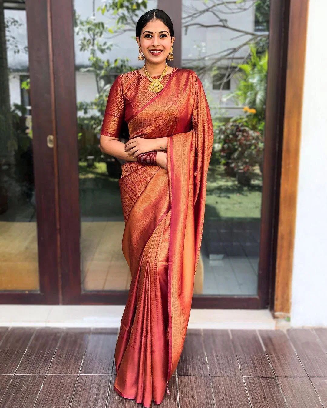 Soft Silk 4009 Lichi Silk Jacquard Work Saree Collection