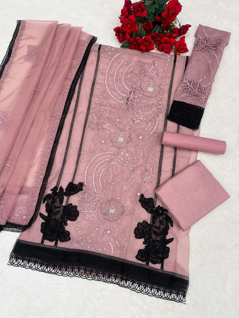 Mah E Rooh 4232 Organza Embroidered Salwar Kameez