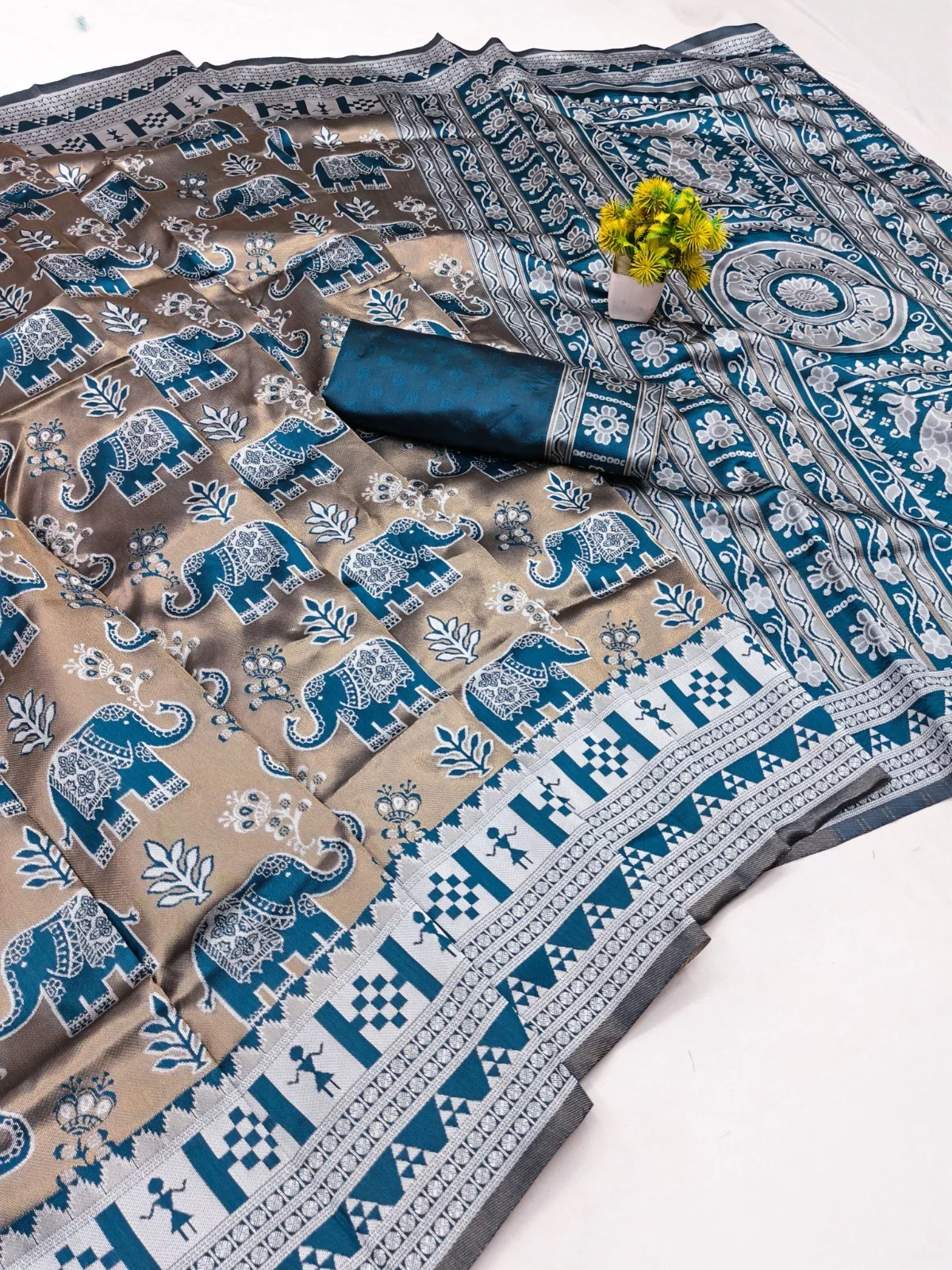 Banarasi 45251 Soft Silk Jacquard Worked Saree Collection