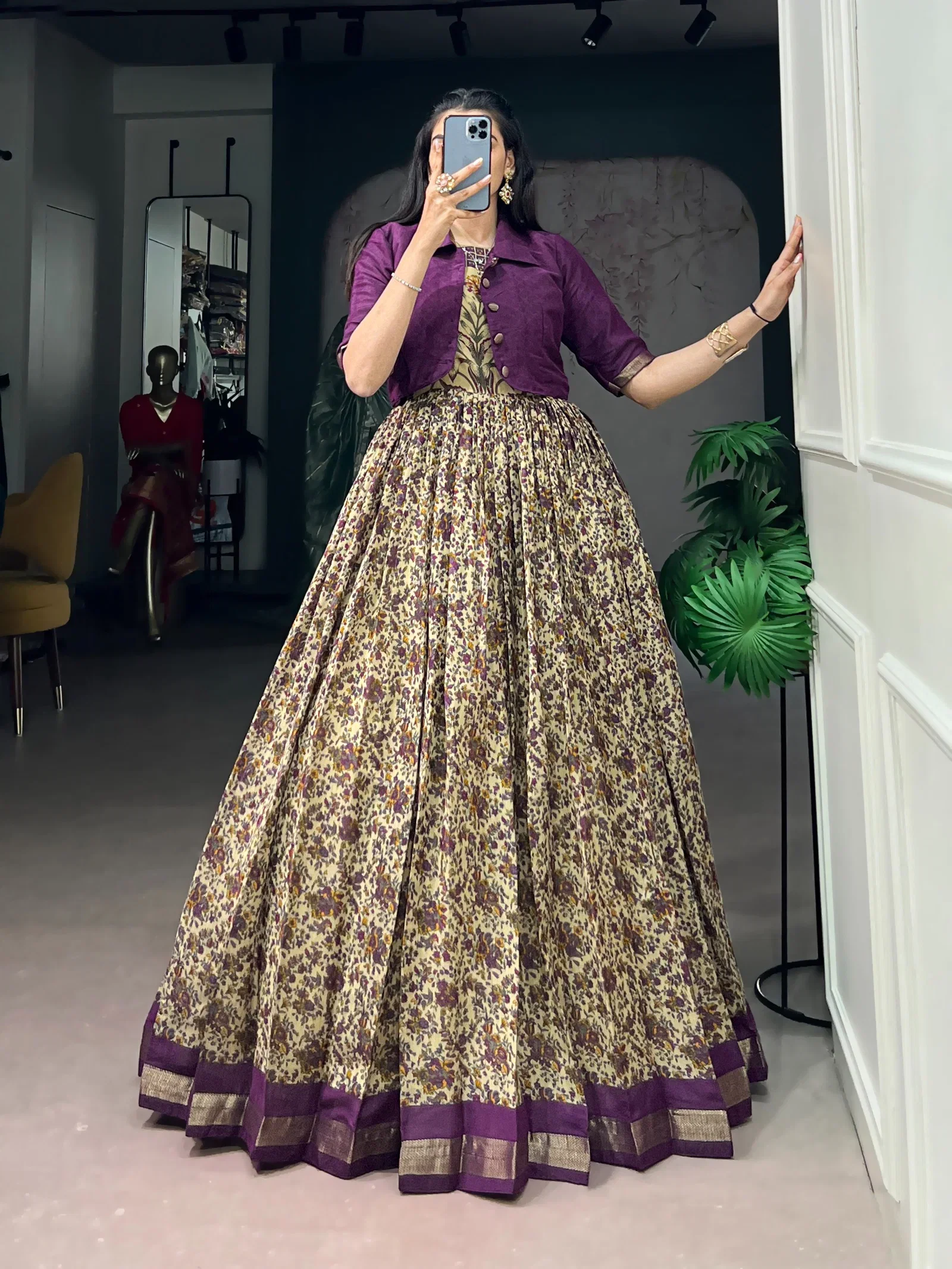 Taraa L 5011 Polyster Viscose Chanderi Printed Gown With Koti Collection